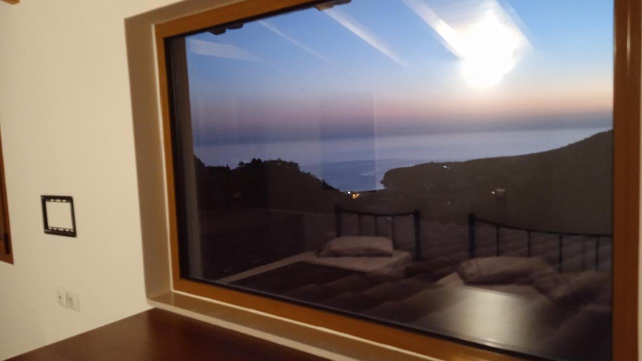 Tolis Rooms Himare Esterno foto