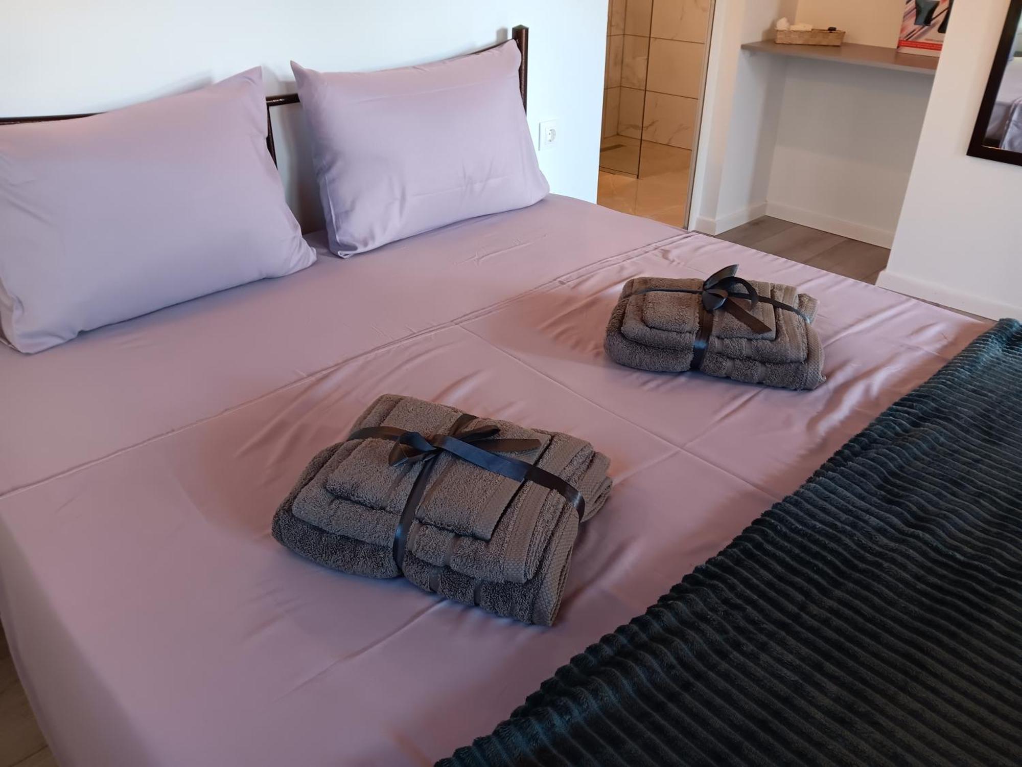 Tolis Rooms Himare Esterno foto