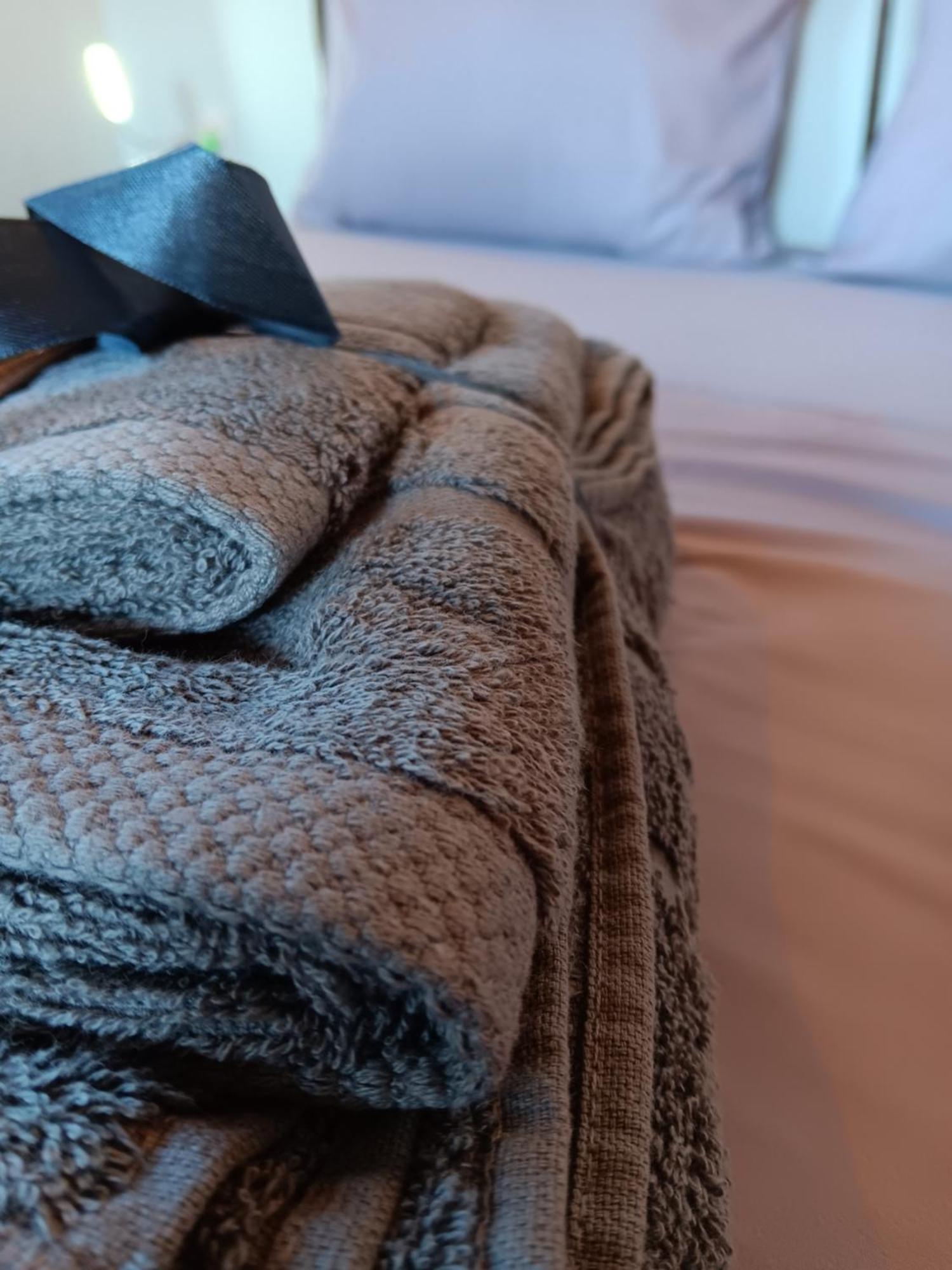 Tolis Rooms Himare Esterno foto