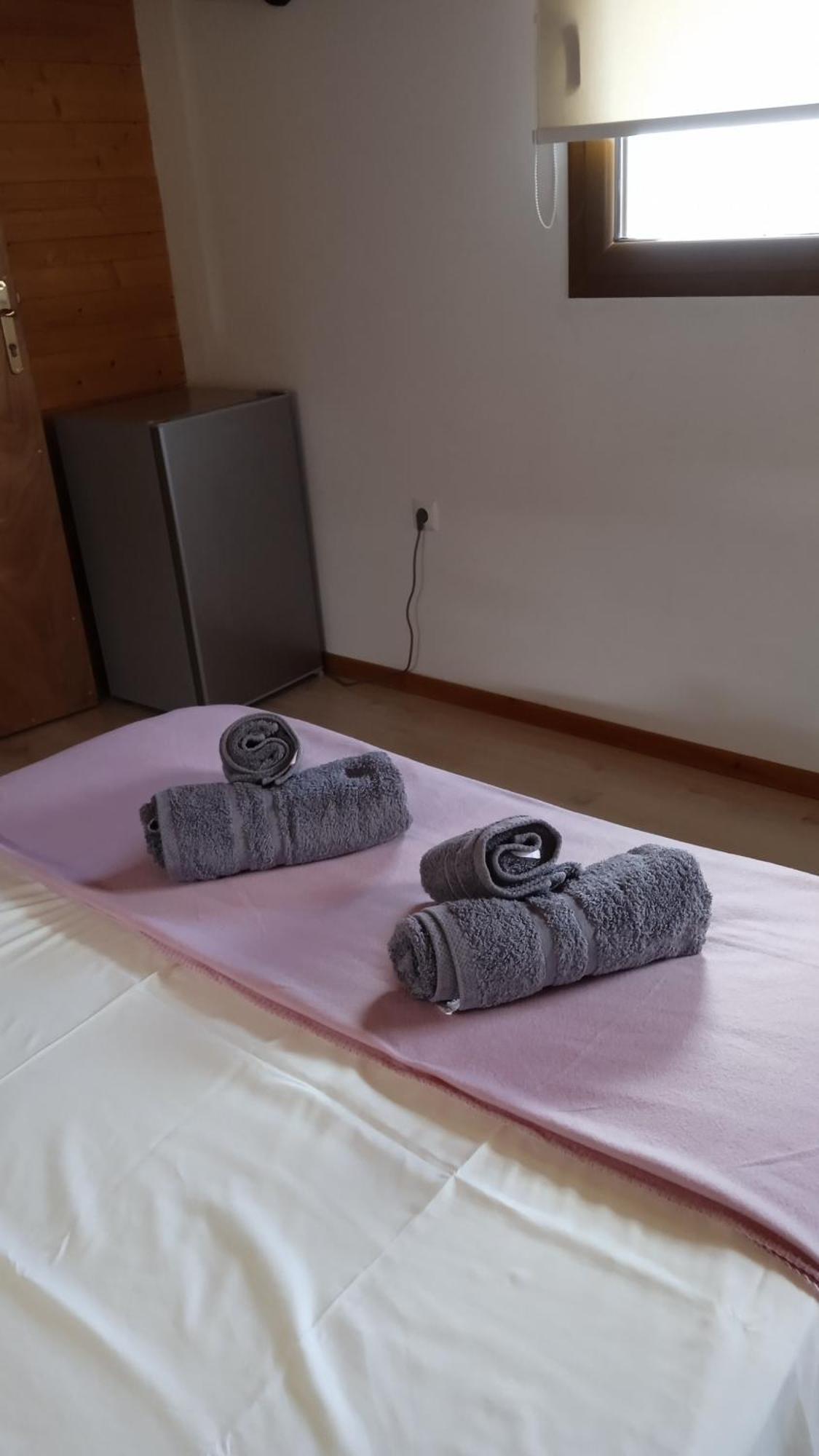 Tolis Rooms Himare Esterno foto