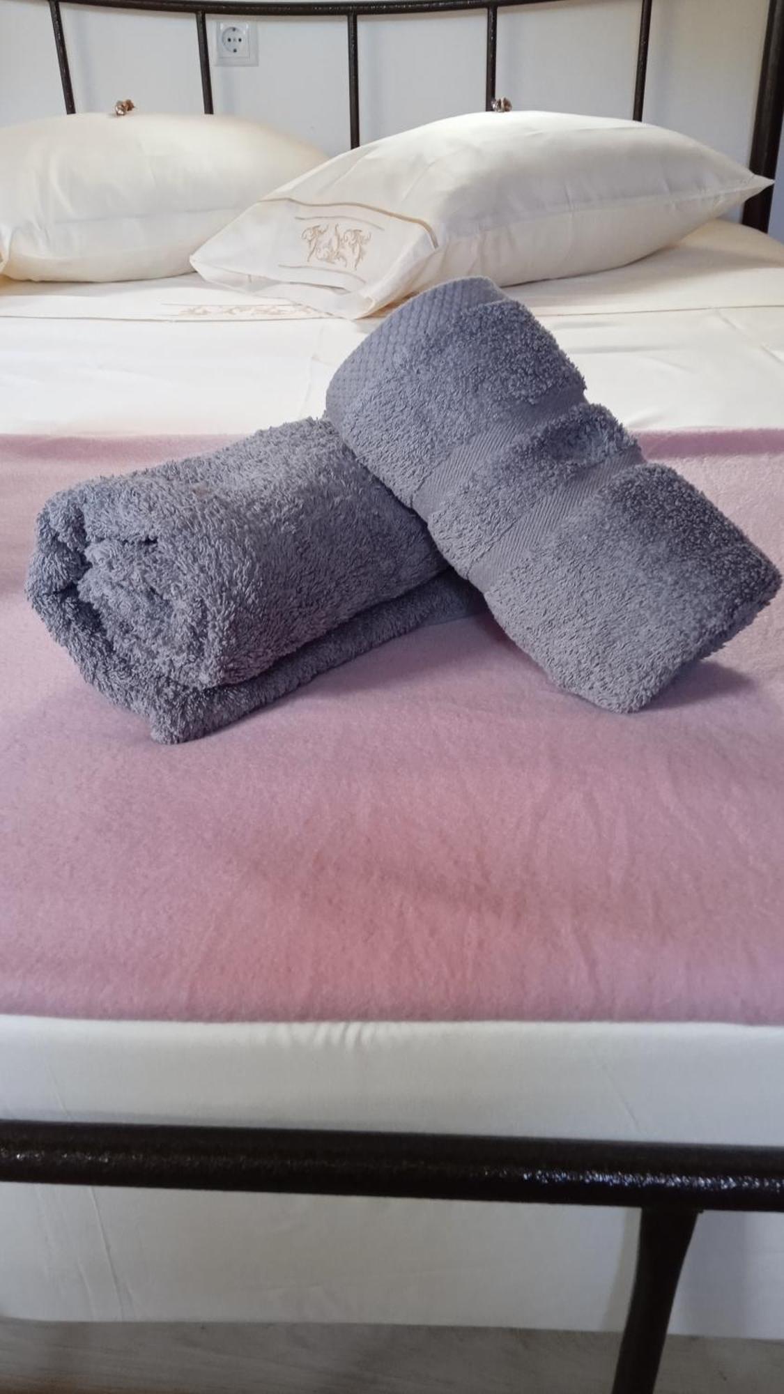 Tolis Rooms Himare Esterno foto