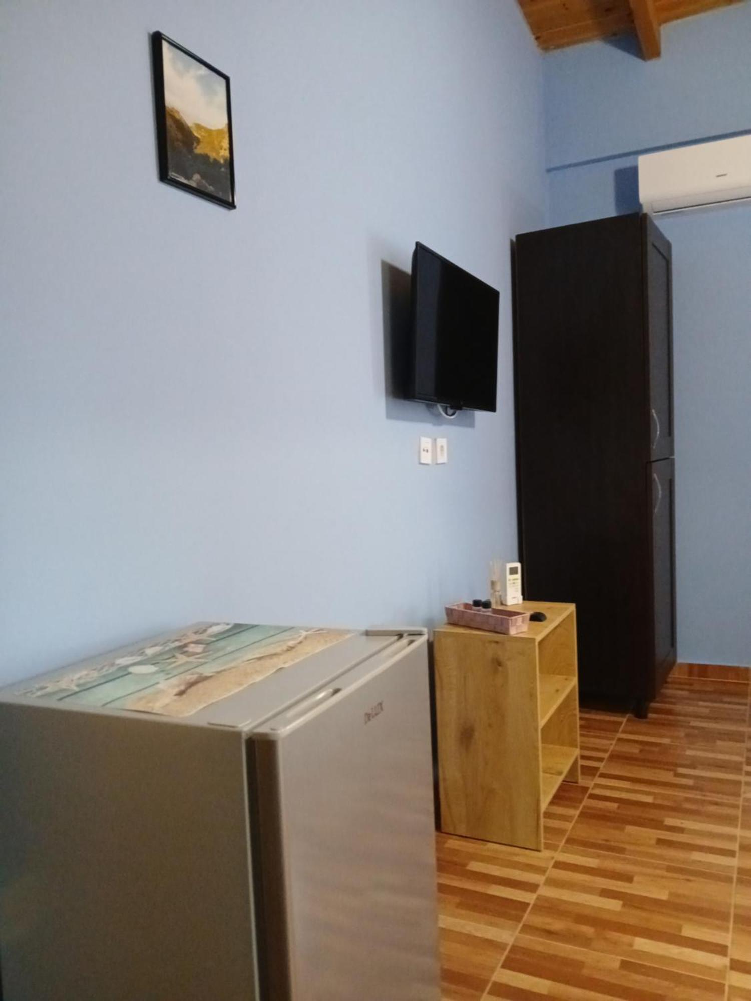 Tolis Rooms Himare Esterno foto