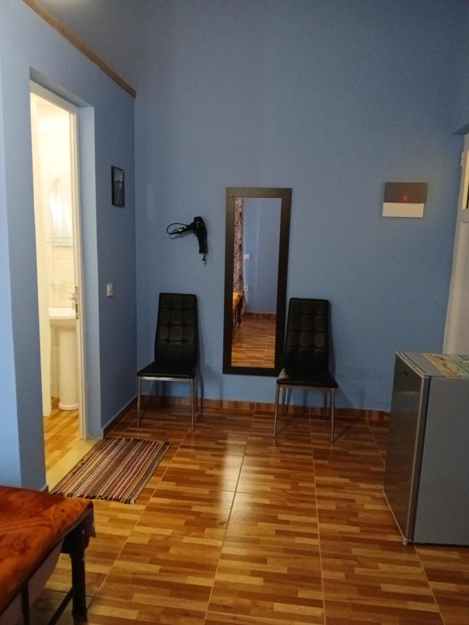 Tolis Rooms Himare Esterno foto