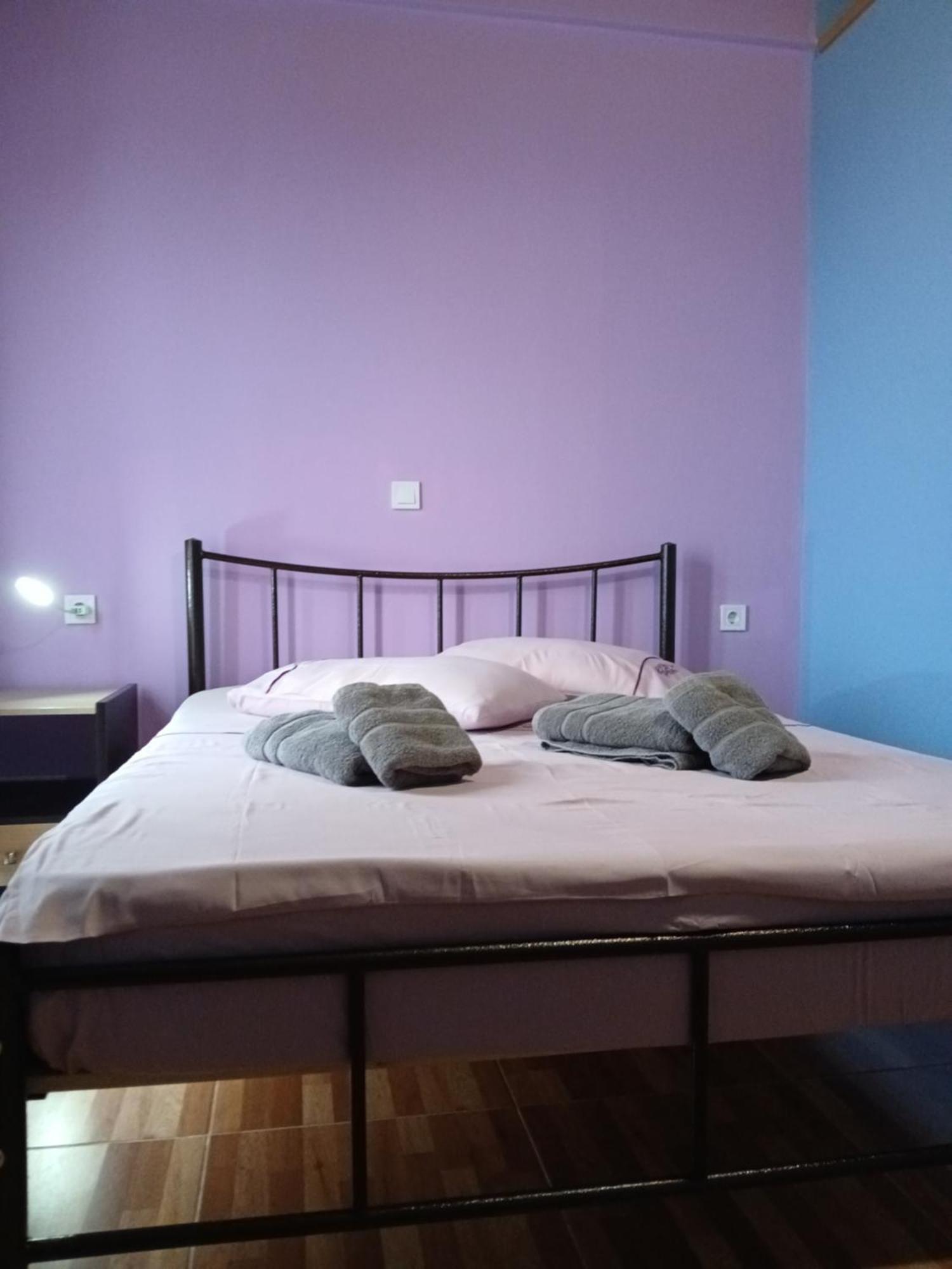 Tolis Rooms Himare Esterno foto