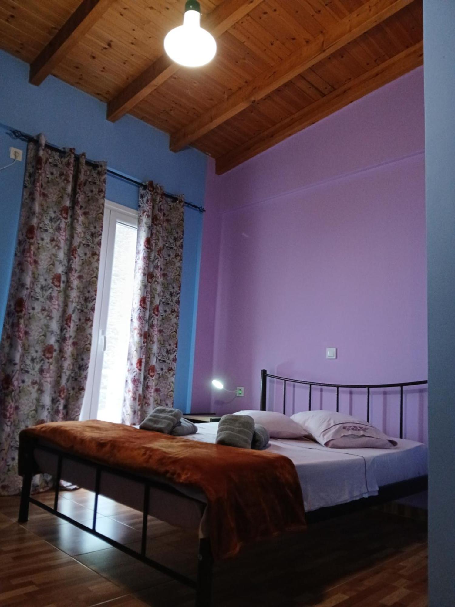Tolis Rooms Himare Esterno foto